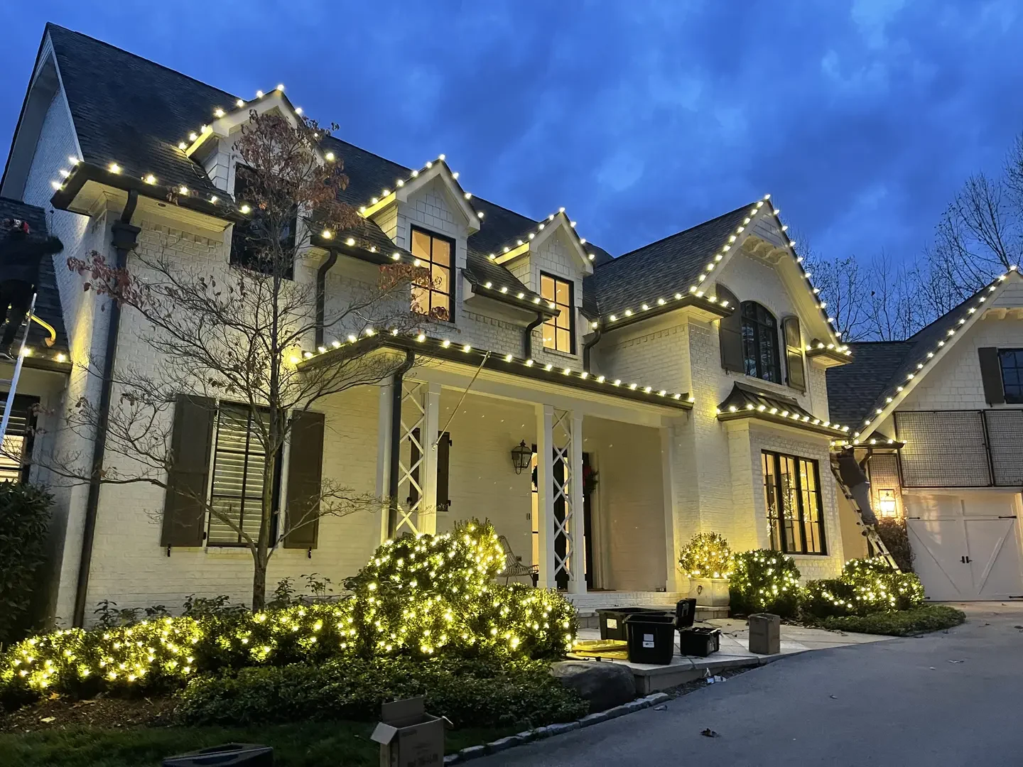 in Knoxville Best christmas light installers in Knoxville
