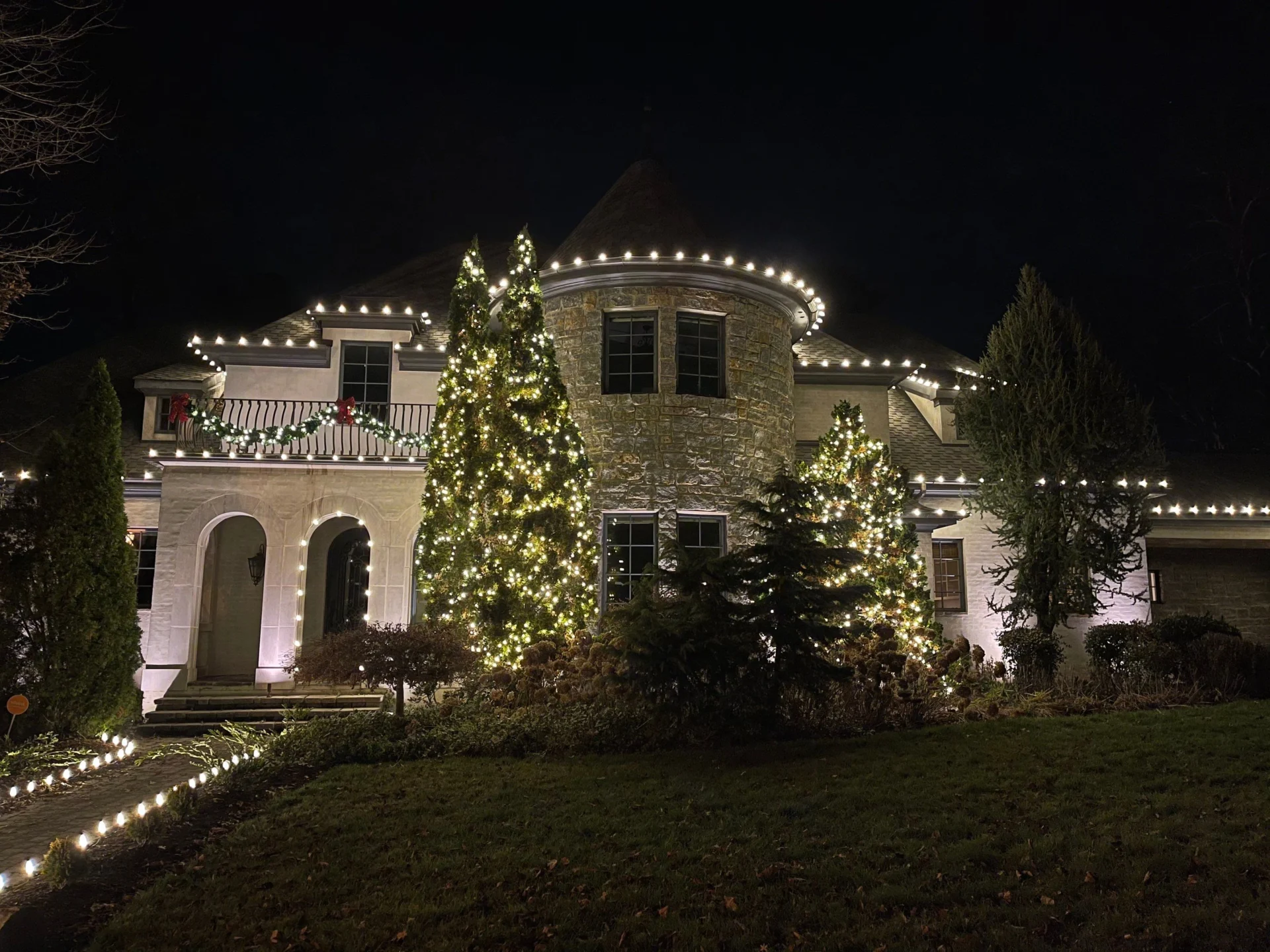 Christmas Lights installed in Knoxville