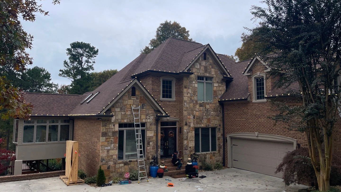 Lenoir City holiday Lights installation